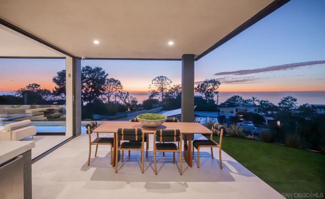 Details for 722 Amphitheatre Dr, Del Mar, CA 92014