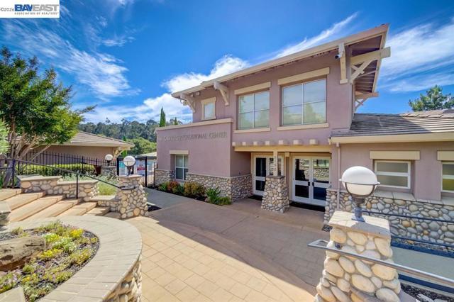 Image 45 of 51 For 25318 Buckeye Dr