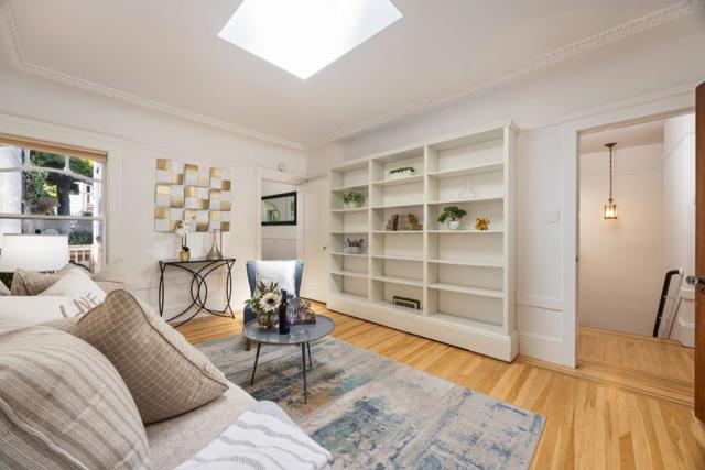 3280 Folsom Street, San Francisco CA: https://media.crmls.org/mediaz/da3be935-4f87-4d62-82fa-60b3482af2f0.jpg