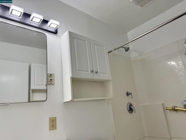 19 Flamingo Ct, American Canyon CA: https://media.crmls.org/mediaz/da3c50a2-4ee2-4c2a-a0d0-4b87471ea10b.jpg