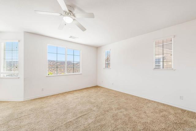 41013 Sunsprite St, Lake Elsinore CA: https://media.crmls.org/mediaz/da3ce2ee-0074-448f-afe3-14a41b3484bd.jpg