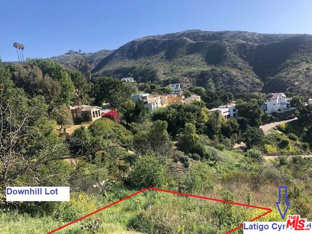 4218 Latigo, Malibu CA: https://media.crmls.org/mediaz/da3d4dfa-0157-41f9-8075-26e5eaa48f1d.jpg