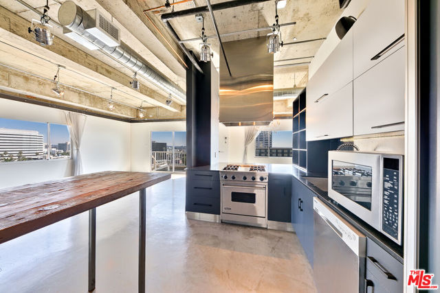 101 California Avenue, 1006 photo 5