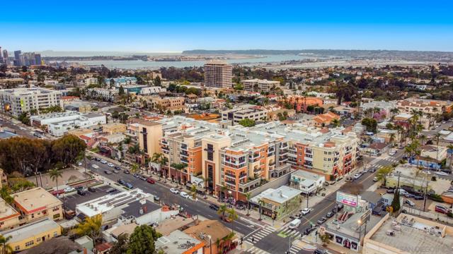 3650 5th Avenue, San Diego CA: https://media.crmls.org/mediaz/da3e6337-2073-4902-ae18-e1509775415e.jpg