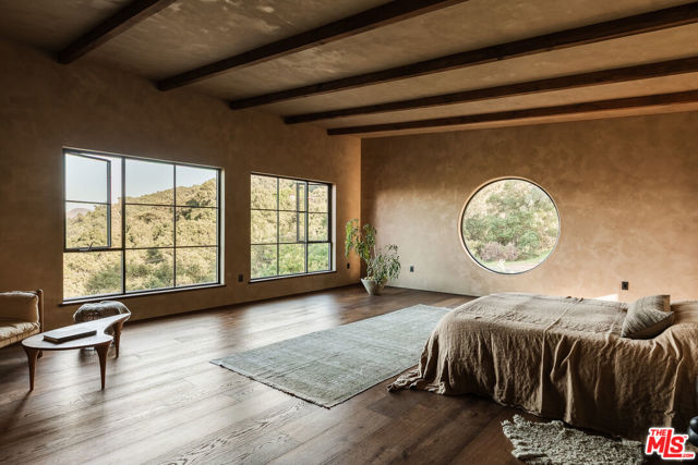 225 Powderhorn Ranch Road, Topanga CA: https://media.crmls.org/mediaz/da3fe388-c519-4319-a2d0-3f91447ae638.jpg