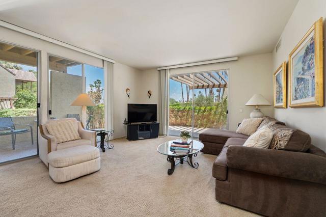 78125 Cabrillo Lane, Indian Wells CA: https://media.crmls.org/mediaz/da3ff0fd-6650-4fc7-ac96-542146e4293e.jpg