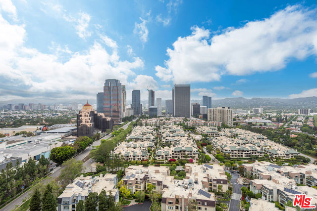 2222 Avenue Of The Stars, Los Angeles CA: https://media.crmls.org/mediaz/da404cac-b64d-43fd-9686-29f5f1c2b38a.jpg