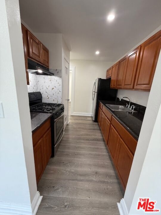 1717 S Burlington Avenue, Los Angeles CA: https://media.crmls.org/mediaz/da41d686-081d-48df-b833-9fa209301144.jpg