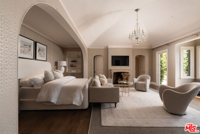 Image 17 of 48 For 771 Garden Lane