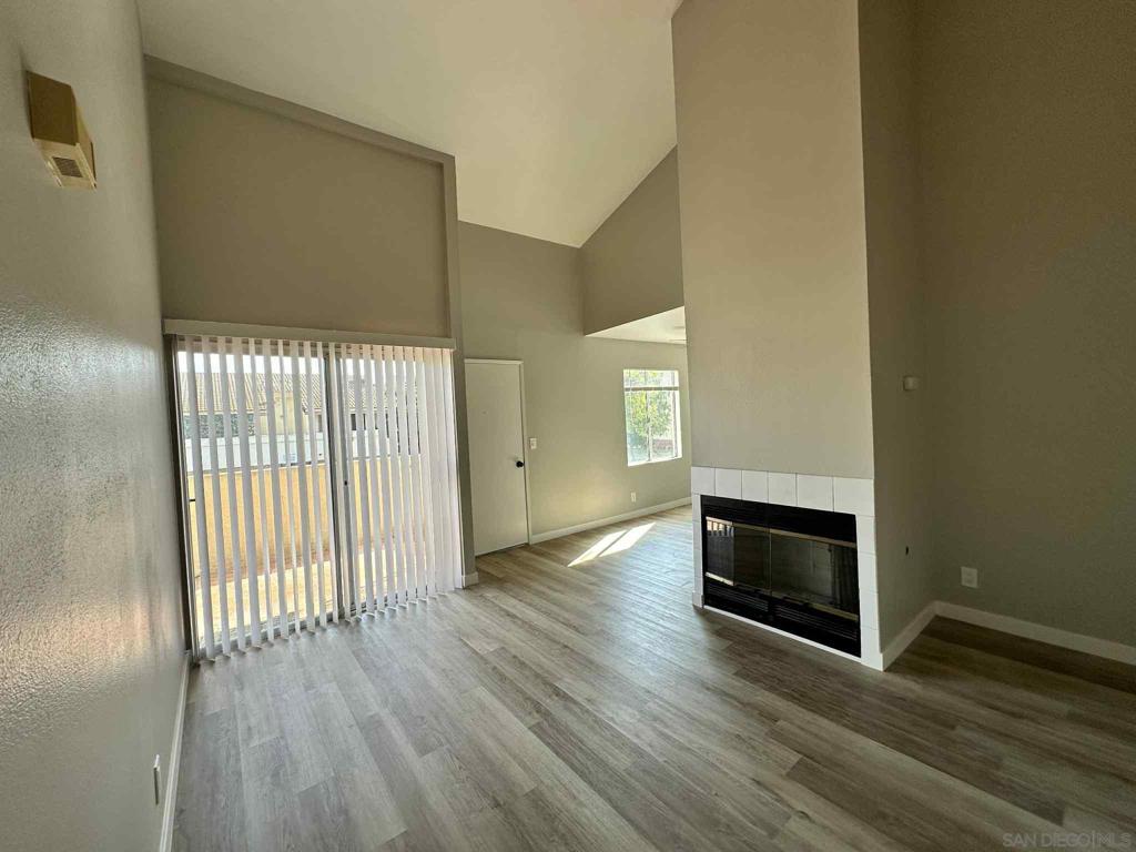 MLS #250037927SD image #5