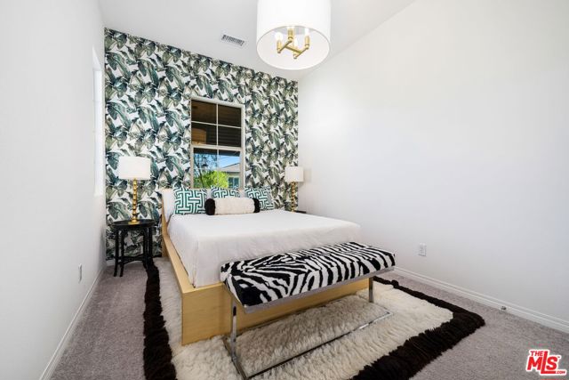 Image 23 of 33 For 98 Zinfandel