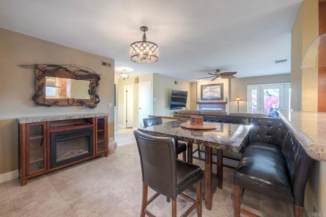 4410 Charger Boulevard, San Diego CA: https://media.crmls.org/mediaz/da4311ac-1e46-4e7c-9b51-c9f5f86fc09c.jpg