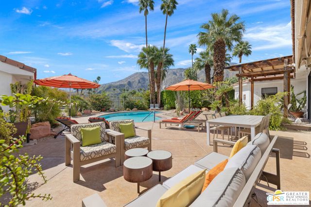 Image 30 of 57 For 311 Via Sol  