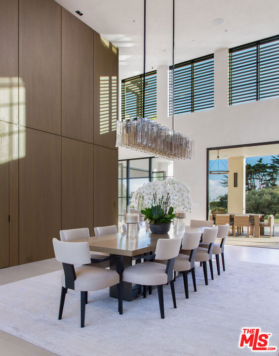 1437 S Jameson Lane, Montecito CA: https://media.crmls.org/mediaz/da46f4d8-539c-42d3-9b09-7b8ae58a7e67.jpg