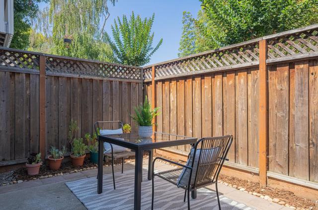 1459 Woodgrove Square, San Jose CA: https://media.crmls.org/mediaz/da471afc-5671-4681-9a0e-4b10694f7bce.jpg