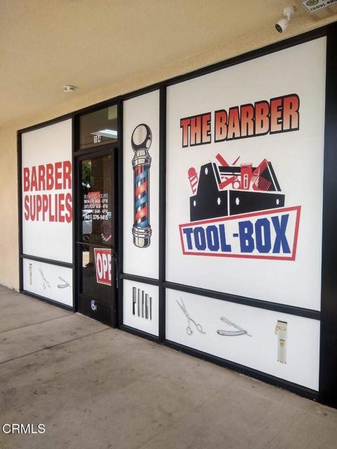 464 E Bullard Avenue, Fresno CA: https://media.crmls.org/mediaz/da475092-82b9-4419-bde5-f6c424265a87.jpg