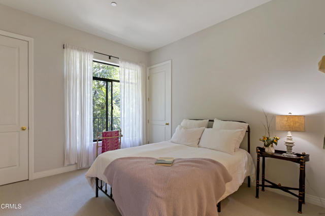 748 Locust Street, Pasadena CA: https://media.crmls.org/mediaz/da4753ab-659a-4af9-8ef8-1848a79b7cbf.jpg