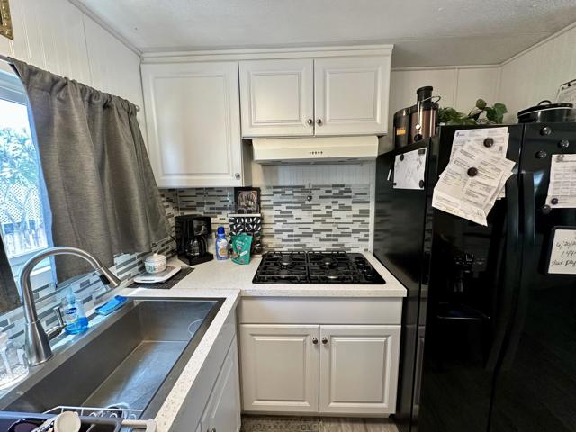 32660 Bloomfield Avenue, Thousand Palms CA: https://media.crmls.org/mediaz/da4878cb-d76a-4311-9b36-ce73cb80dbb5.jpg