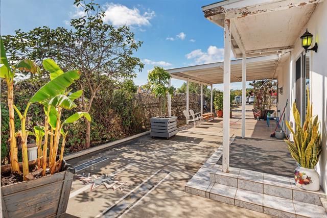 354 Sunrise Drive, San Ysidro CA: https://media.crmls.org/mediaz/da4907d3-611f-4cd2-9ce2-76f5a778a962.jpg
