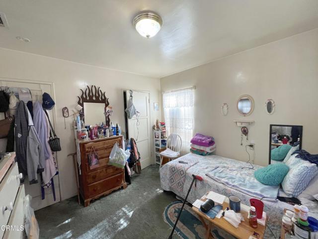 136 S Roosevelt Avenue, Oxnard CA: https://media.crmls.org/mediaz/da490b11-9c4e-40a7-8311-0e292b7ccde5.jpg