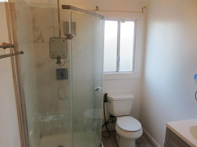 1731 San Pablo Ave, Pinole CA: https://media.crmls.org/mediaz/da492922-b8cd-49aa-8e33-ec5e2c98152b.jpg