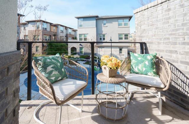 897 Fillmore Terrace, Sunnyvale CA: https://media.crmls.org/mediaz/da49510c-a285-4335-a98e-ff5dc12feed3.jpg
