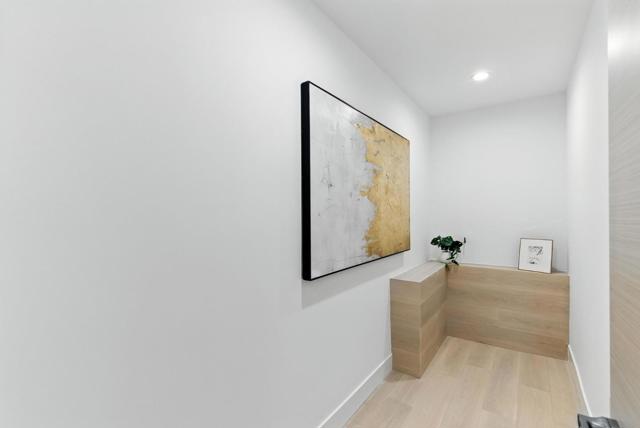 1815 18th Avenue, San Francisco CA: https://media.crmls.org/mediaz/da4aa34c-2dec-418a-99f2-9924bcf9c1db.jpg