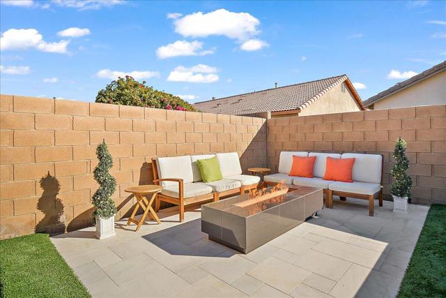 47450 Manteca Court, Indio CA: https://media.crmls.org/mediaz/da4ac641-3053-4cdd-ad91-c88353ffe5cf.jpg