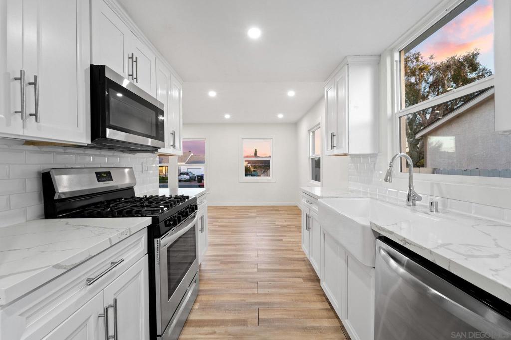 4220 Overlook Dr - photo 10