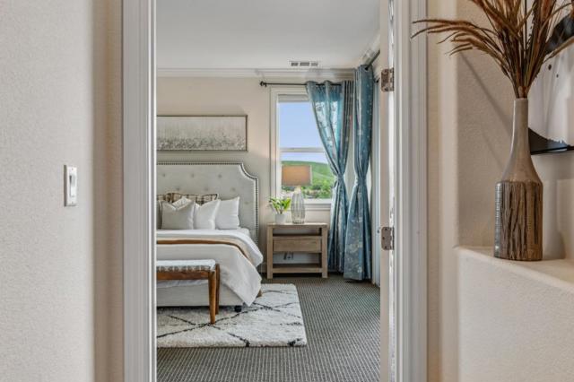6052 Alpine Blue Drive, San Ramon CA: https://media.crmls.org/mediaz/da4ca10f-6dde-44fd-ba89-89e51d78a609.jpg