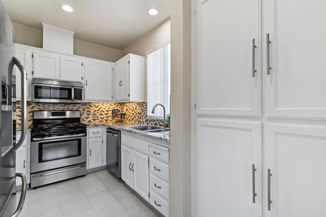 3581 Jasmine Circle, San Jose CA: https://media.crmls.org/mediaz/da4cb13c-7855-4581-ae87-b2edae00fb8b.jpg