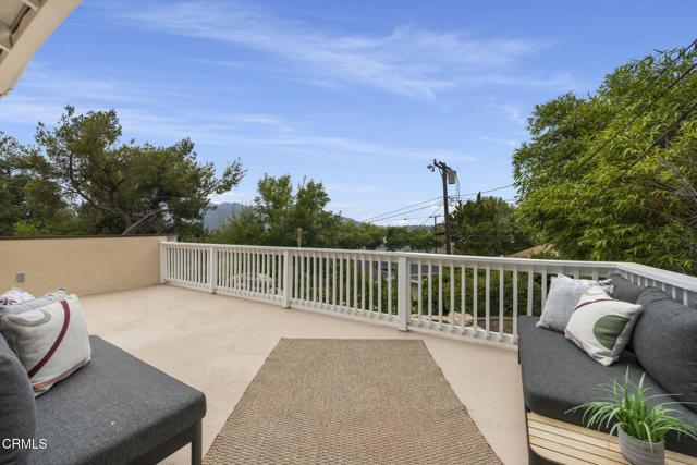 4915 Trend Terrace, La Crescenta CA: https://media.crmls.org/mediaz/da4cb866-6b48-481b-b3fe-91dada7e575b.jpg