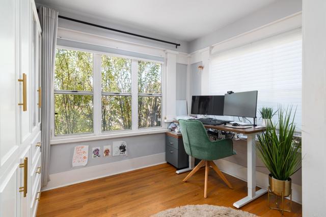 Detail Gallery Image 18 of 44 For 3915 Falcon St, San Diego,  CA 92103 - 3 Beds | 3 Baths