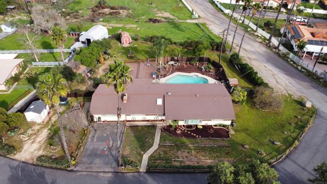 Detail Gallery Image 46 of 53 For 1918 Grove Rd, El Cajon,  CA 92020 - 4 Beds | 2/1 Baths