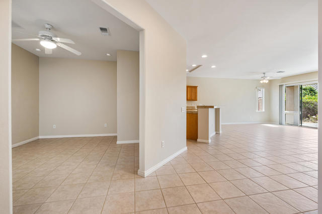 78687 Stansbury Court, Palm Desert CA: https://media.crmls.org/mediaz/da4ecf8f-365a-4f3d-8910-87accc1efd52.jpg