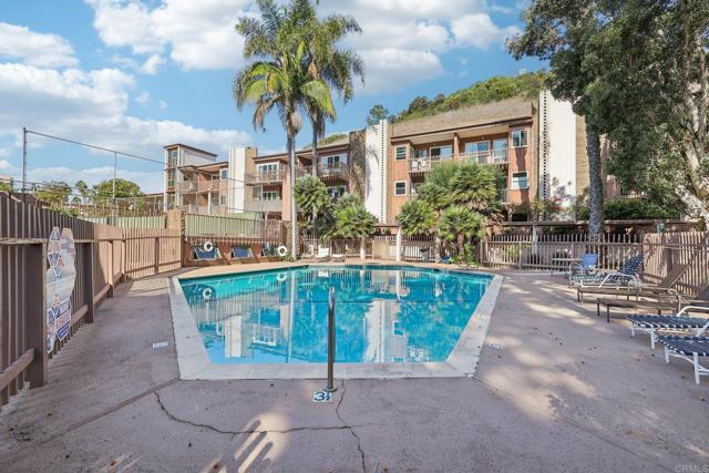 2600 Torrey Pines Road, La Jolla CA: https://media.crmls.org/mediaz/da4f654d-ee1b-4316-91f8-022cddd60f5f.jpg