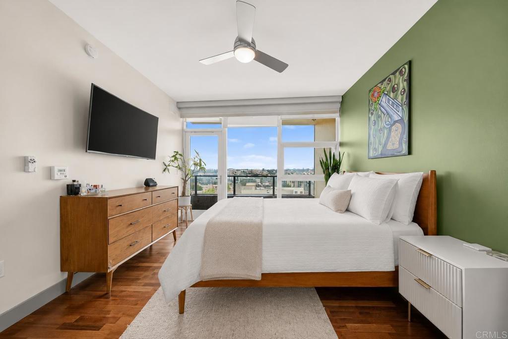 1325 Pacific Highway - photo 19