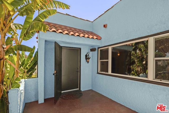 1041 Rosedale Avenue photo 4