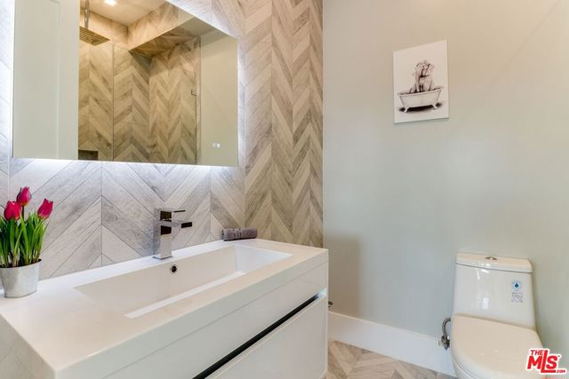 1938 Chariton Street, Los Angeles CA: https://media.crmls.org/mediaz/da5127d8-5e3a-4b9e-a3f3-7abe1c7d5e15.jpg