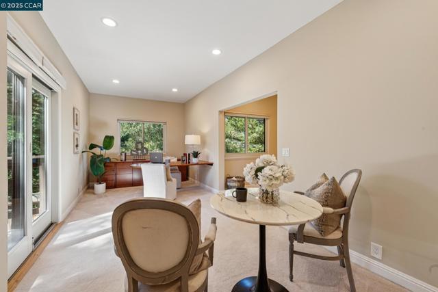1149 Camino Vallecito, Lafayette CA: https://media.crmls.org/mediaz/da518d5e-bc88-4532-a4b1-1400e2810bc0.jpg