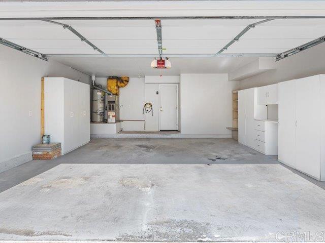 1527 Avenida Rosa, Chula Vista CA: https://media.crmls.org/mediaz/da51edd4-d1ec-4e48-822f-25f5342c3887.jpg