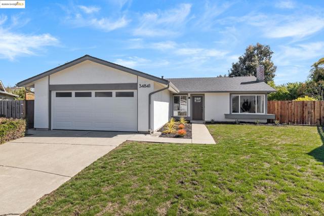 34841 Potomac River Pl, Fremont CA: https://media.crmls.org/mediaz/da52040e-6b0e-40a7-9d22-5ce29aa15588.jpg