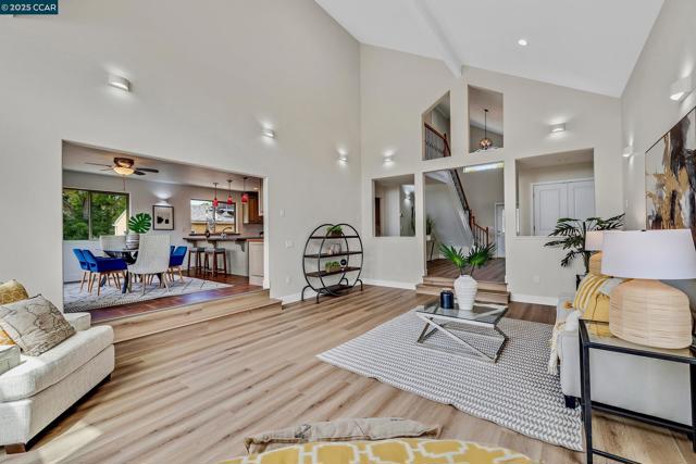 4044 Lambert Rd, El Sobrante CA: https://media.crmls.org/mediaz/da530d96-3d07-464c-86a1-7047929d7f0d.jpg