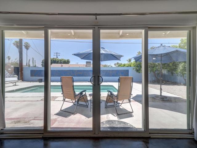 27420 Avenida Quintana, Cathedral City CA: https://media.crmls.org/mediaz/da53240d-3a18-4d49-97ab-9fb849b9f483.jpg
