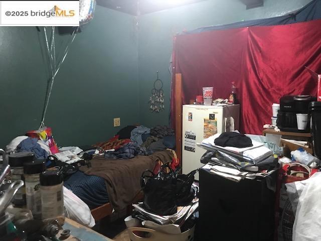 22807 Alice, Hayward CA: https://media.crmls.org/mediaz/da534abc-3fe3-4db7-9bf4-1296646fe962.jpg