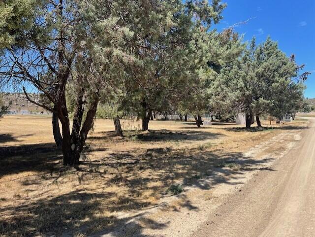49275 Flightline Way, Aguanga CA: https://media.crmls.org/mediaz/da536d21-fe5b-441b-afe9-a5c9ee0307d9.jpg