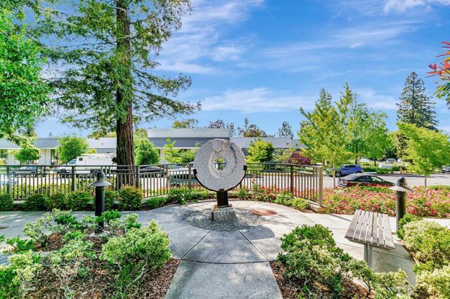 1113 Trinity Lane, Palo Alto CA: https://media.crmls.org/mediaz/da539bcf-32a1-491c-8d17-b1a32a65e3e7.jpg