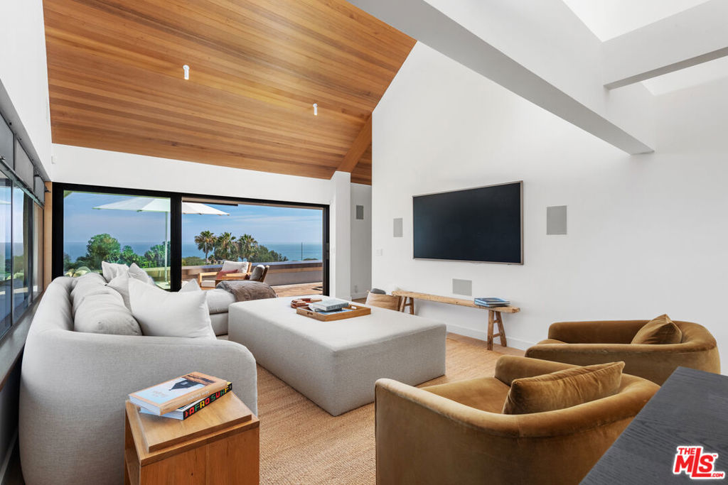 MLS #25617601 image #9