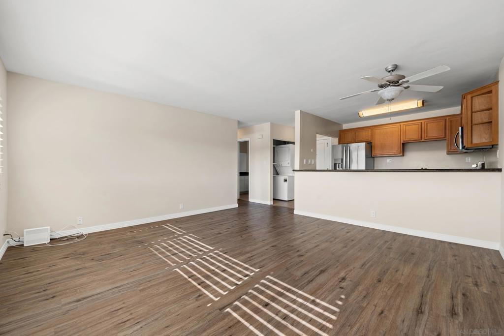 6120 Decena Dr (master's Bedroom) - photo 4