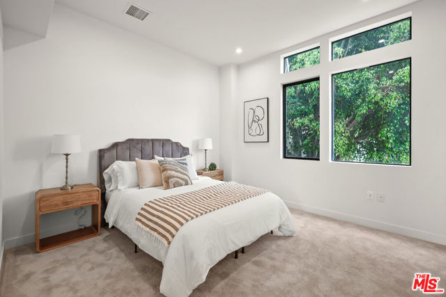 1202 N Orange, West Hollywood CA: https://media.crmls.org/mediaz/da559d0d-bae0-448c-af84-9f49045f16d0.jpg